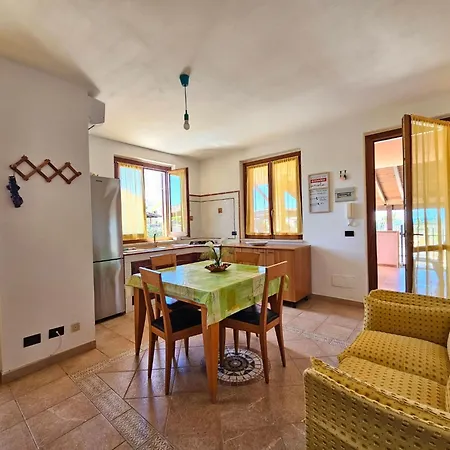 בית נופש Helle Mediterrane Mit Veranda Und Garten By Interhome צ'פאלו