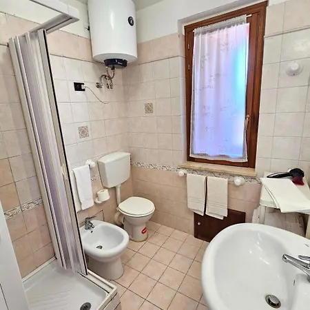 Vakantiehuis Helle Mediterrane Mit Veranda Und Garten By Interhome *