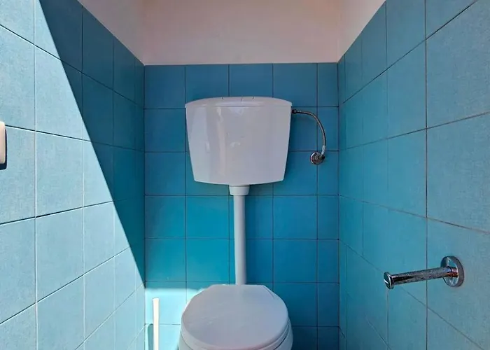 בית נופש Helle Mediterrane Mit Veranda Und Garten By Interhome